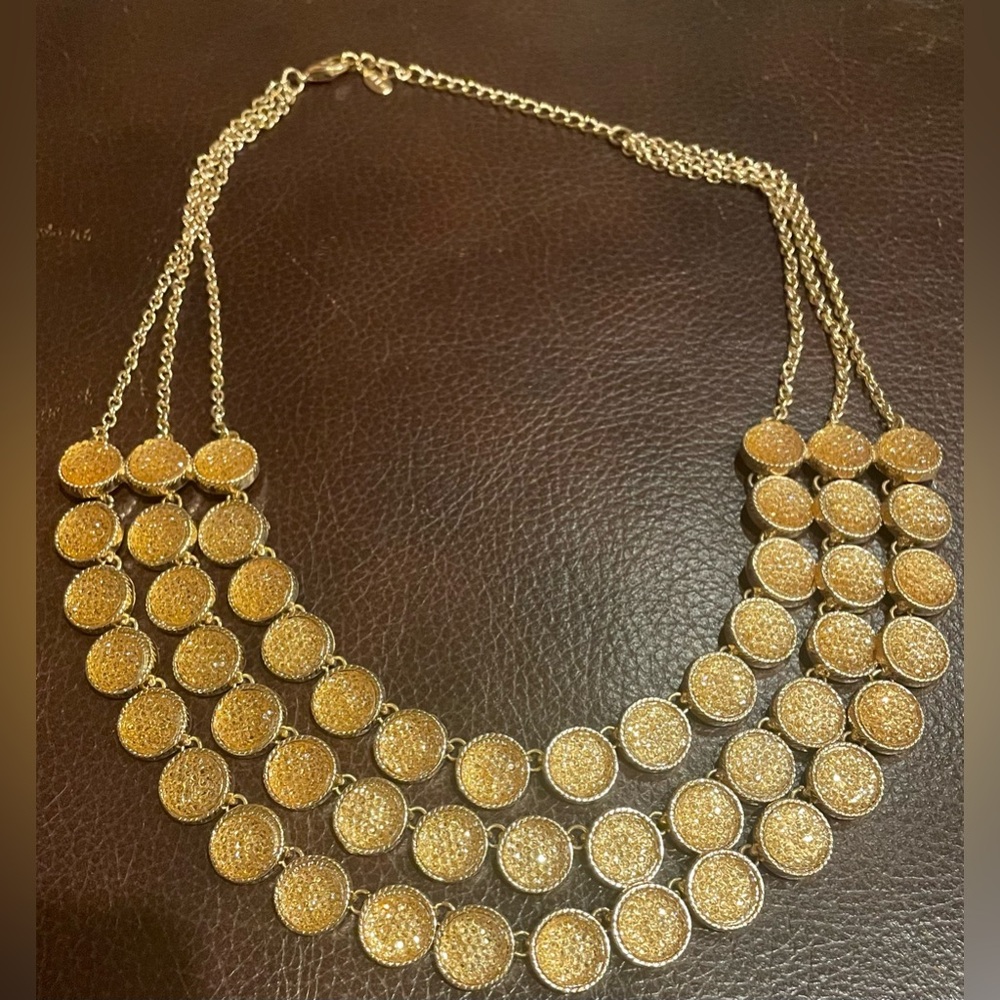 Elegant Gold Necklace